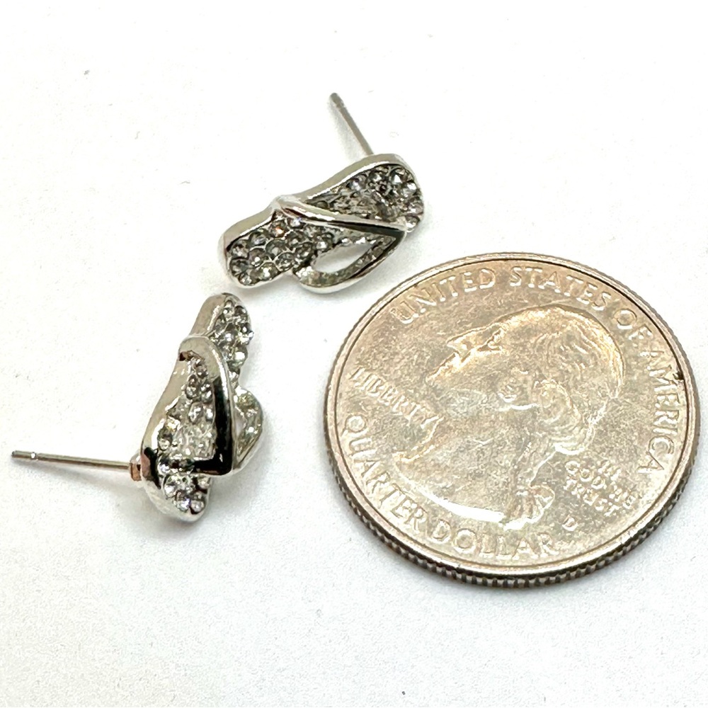 NWOT - Sparkling Silver Crystal Flip-Flop Earrings - Picture 10 of 13